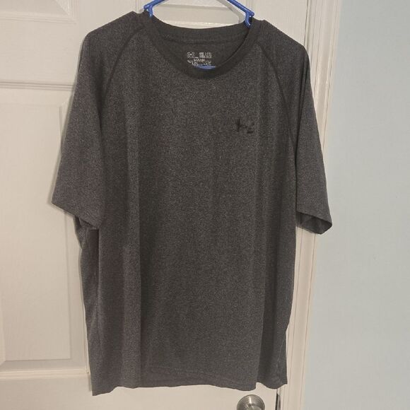 Under Armour Gray Short Sleeve Tee Classic Crew Neck - Picture 1 of 6